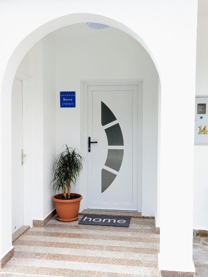 Kricin Sea Apartment Башка Экстерьер фото